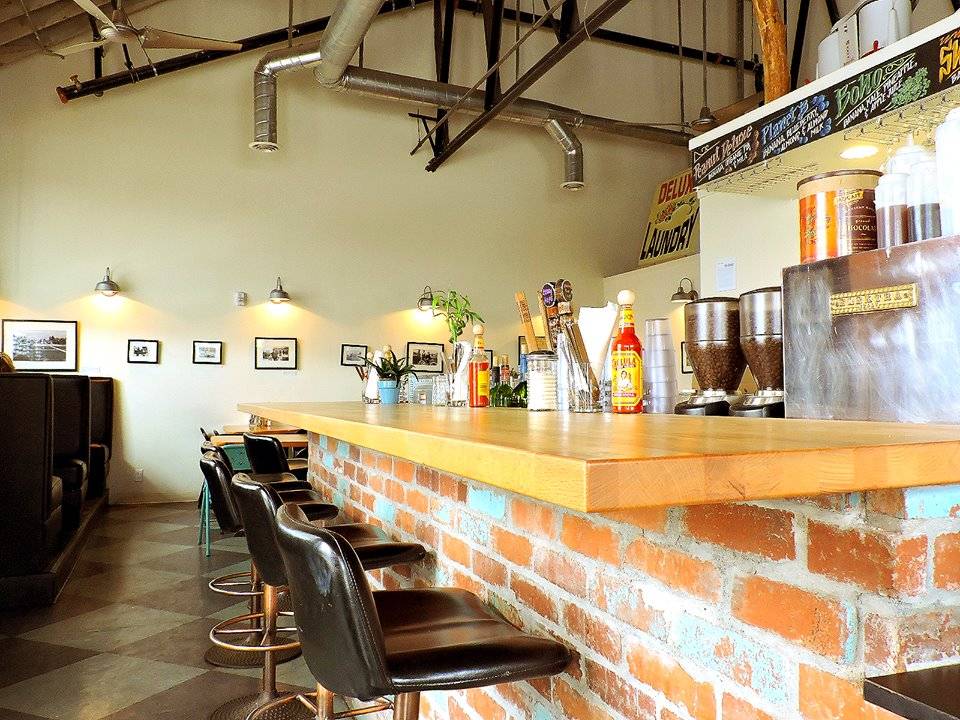 The DeLuxe | restaurant | 148 West St A-8, Reno, NV 89501, USA | 7756866773 OR +1 775-686-6773