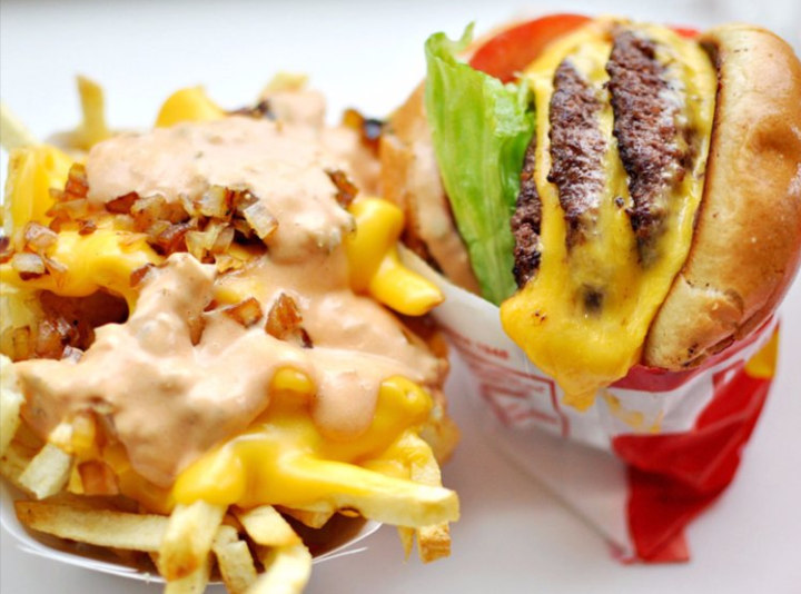 In-N-Out Burger | restaurant | 4041 N Lakewood Blvd, Long Beach, CA 90808, USA | 8007861000 OR +1 800-786-1000