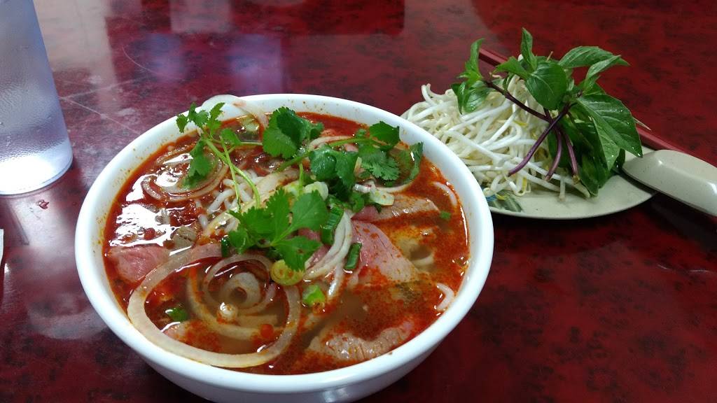 Viet Pho | restaurant | 315 E Moana Ln, Reno, NV 89502, USA | 7753298889 OR +1 775-329-8889