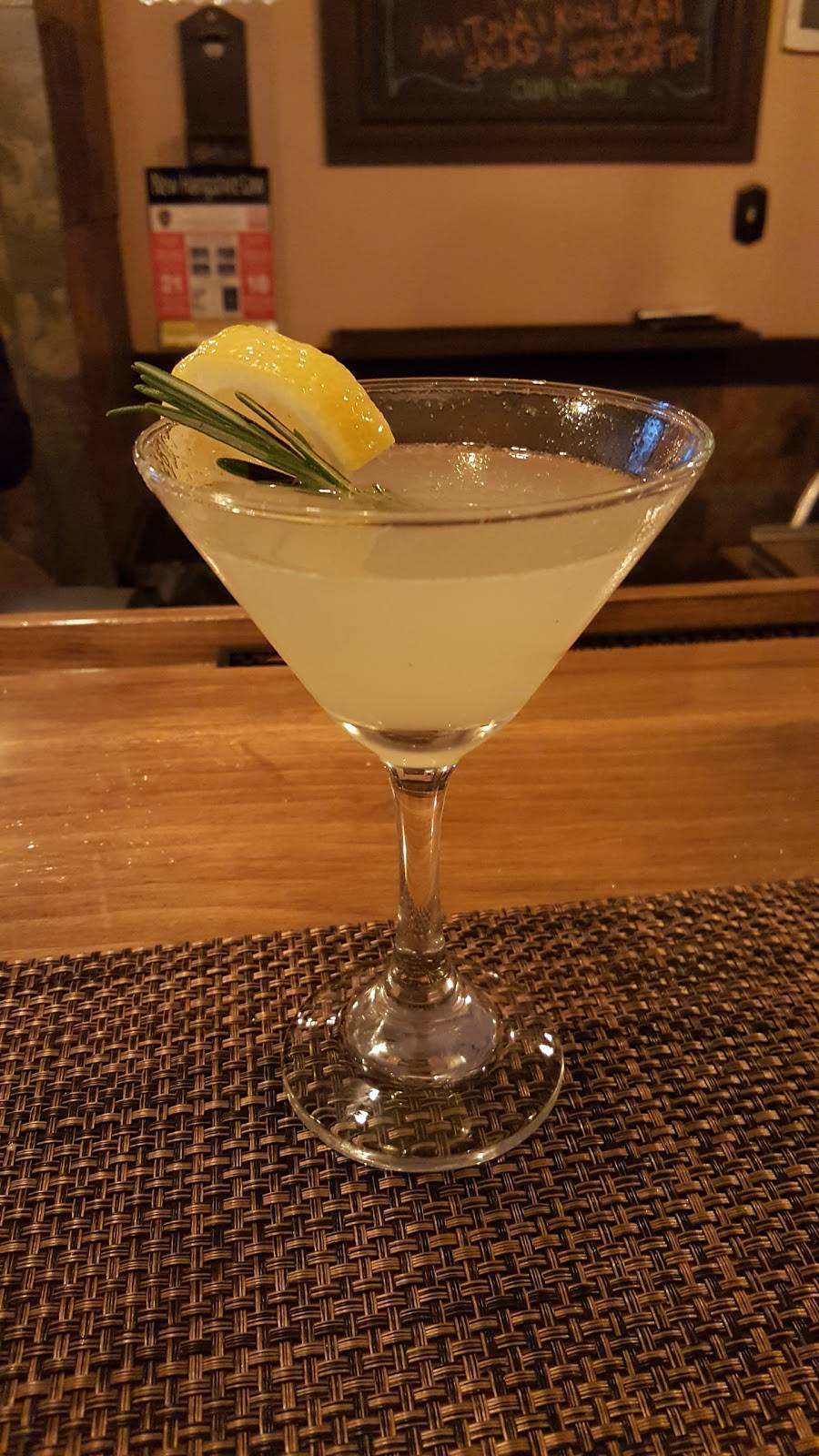 Granite Tapas & Cocktail Lounge | restaurant | 1461 Hooksett Rd #6, Hooksett, NH 03106, USA | 6032321421 OR +1 603-232-1421