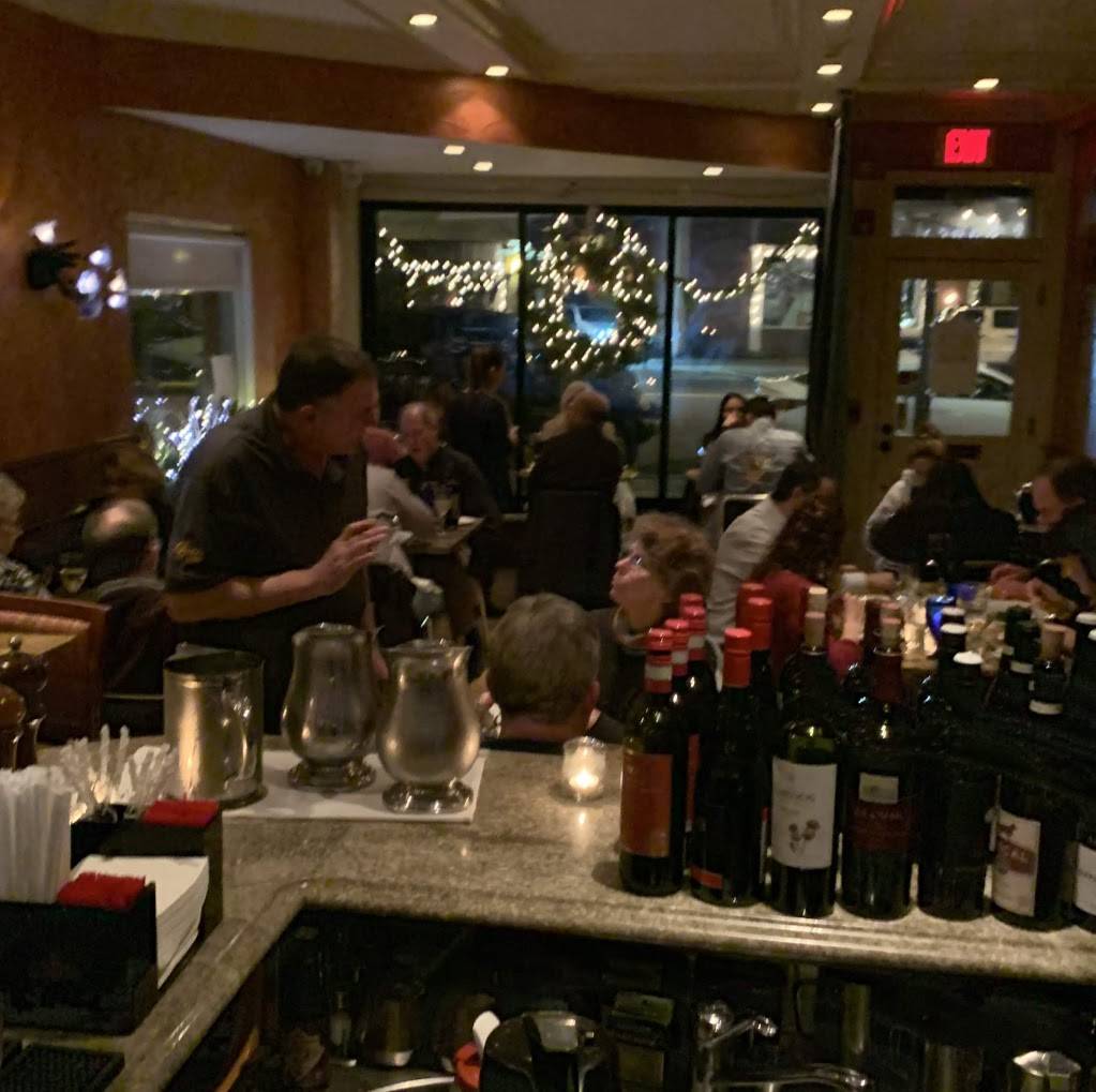 Aurora’s | restaurant | 1603 Post Rd, Fairfield, CT 06824, USA | 2032595800 OR +1 203-259-5800