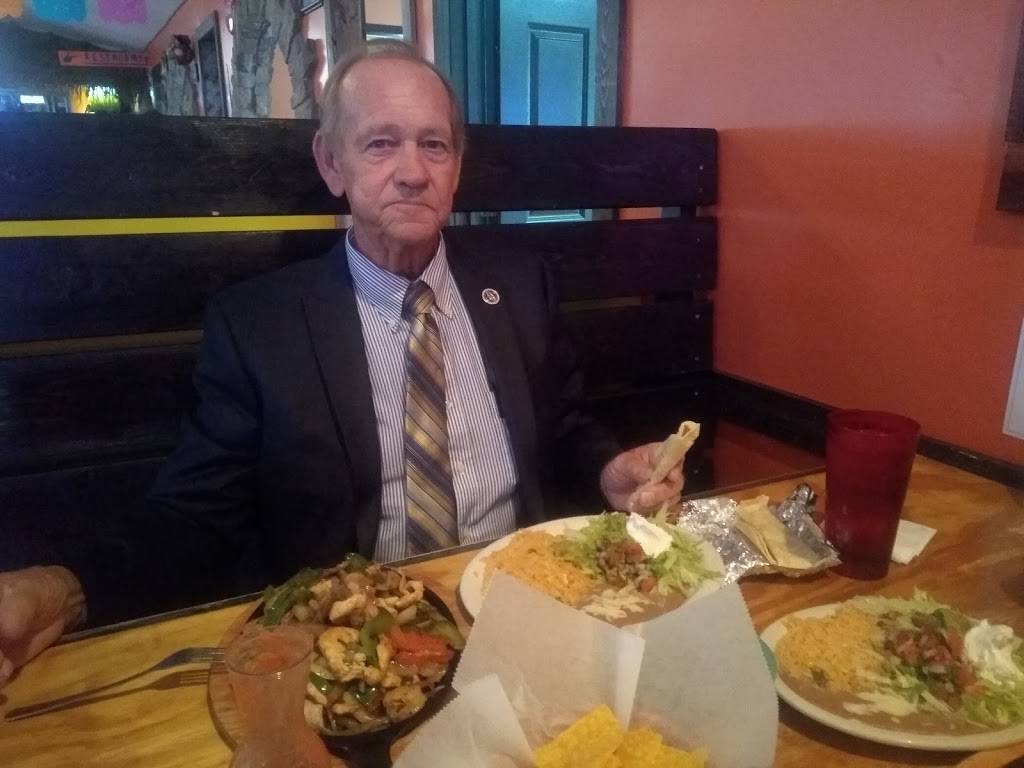 El Fogón Mexican Restaurant | restaurant | 8023 Hixson Pike, Hixson, TN 37343, USA | 4237717819 OR +1 423-771-7819