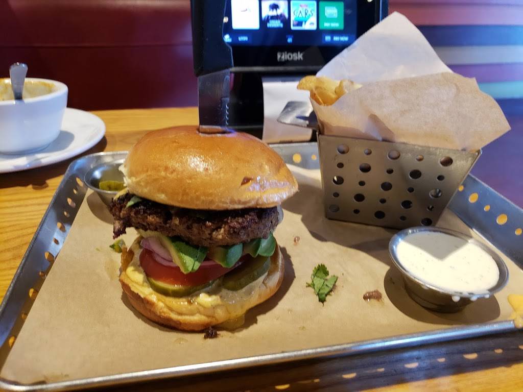 Chilis Grill & Bar | meal takeaway | 1039 Cochrane Rd, Morgan Hill, CA 95037, USA | 4087794152 OR +1 408-779-4152