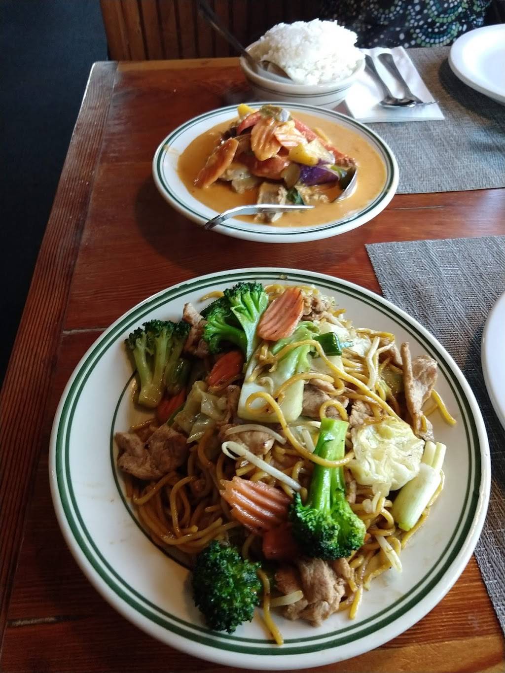 Tom Yum Thai Cuisine | restaurant | 4309 SE Woodstock Blvd # 140, Portland, OR 97206, USA | 5037880990 OR +1 503-788-0990