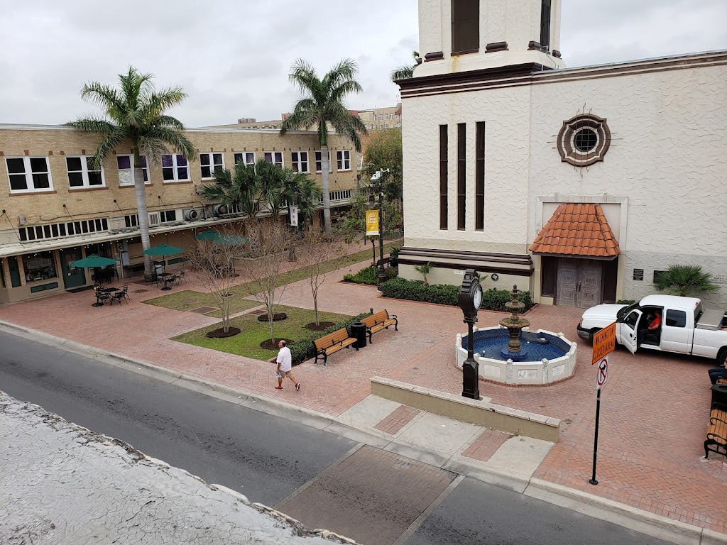 1929 Whiskey Tavern | restaurant | 628 E 12th St, Brownsville, TX 78520, USA | 9565257223 OR +1 956-525-7223