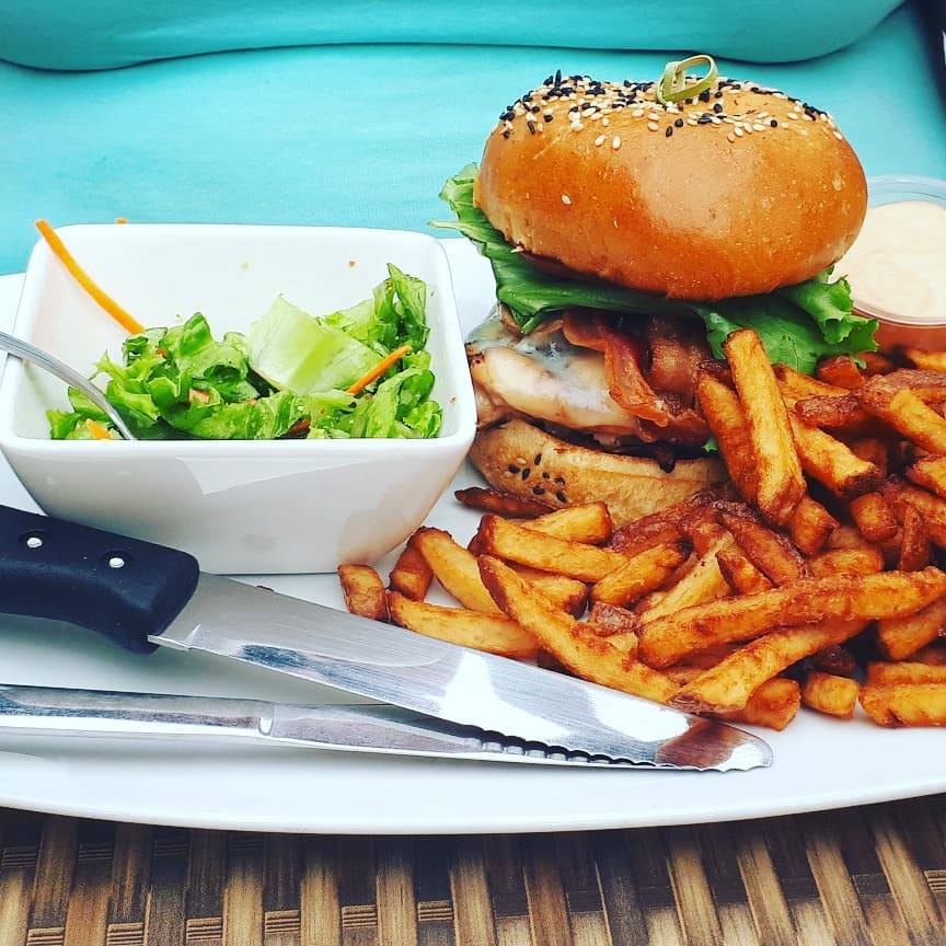 Bières et Compagnie | restaurant | 2285 Chemin Gascon, Terrebonne, QC J6X 4H3, Canada | 4504923339 OR +1 450-492-3339