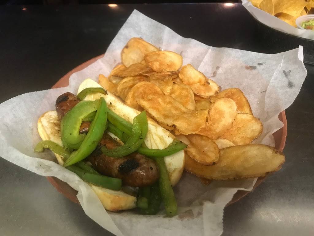 Backyard Sports Bar and Grill | restaurant | 9703 N Kings Hwy, Myrtle Beach, SC 29572, USA | 8434494500 OR +1 843-449-4500