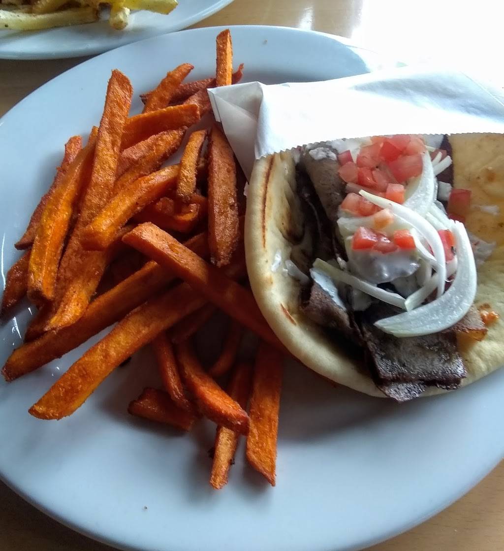 Cedar Creek Pub | restaurant | 2100 North Ursula Street+1 303-537-4124, Aurora, CO 80045, USA | 3035374124 OR +1 303-537-4124