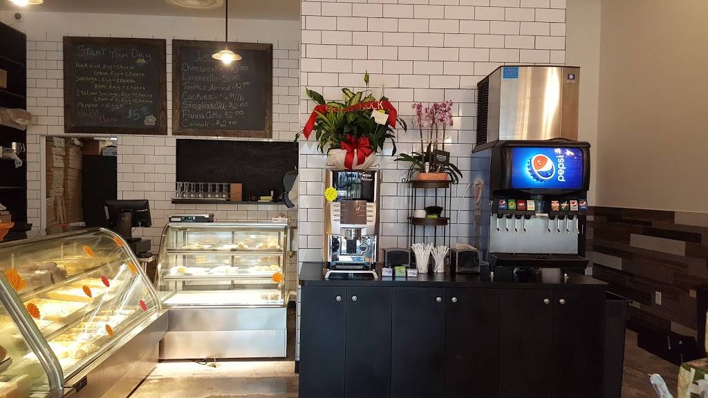 Frankies Authentic Italian Deli | restaurant | 6654 Collier Blvd Suite 106, Naples, FL 34114, USA | 2393049033 OR +1 239-304-9033