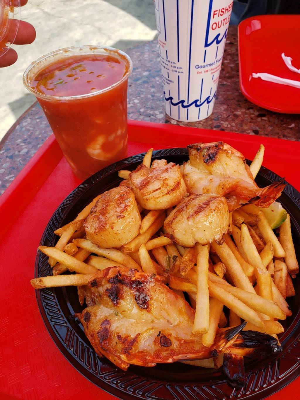 Fishermans Outlet | restaurant | 529 S Central Ave, Los Angeles, CA 90013, USA | 2136277231 OR +1 213-627-7231