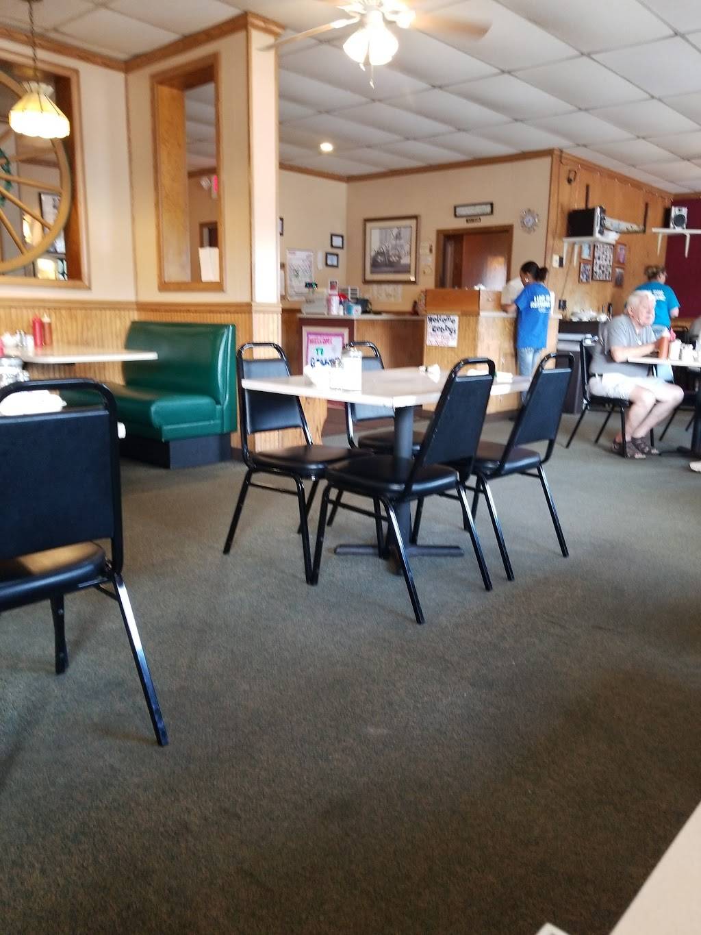 Gebbys Family Restaurant | restaurant | 726 E War Memorial Dr, Peoria Heights, IL 61616, USA | 3096857811 OR +1 309-685-7811