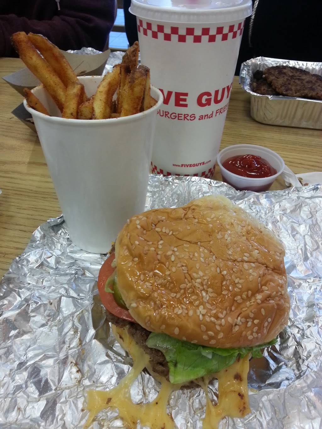 Five Guys | meal takeaway | 10965 Lavender Hill Dr, Las Vegas, NV 89135, USA | 7027866000 OR +1 702-786-6000