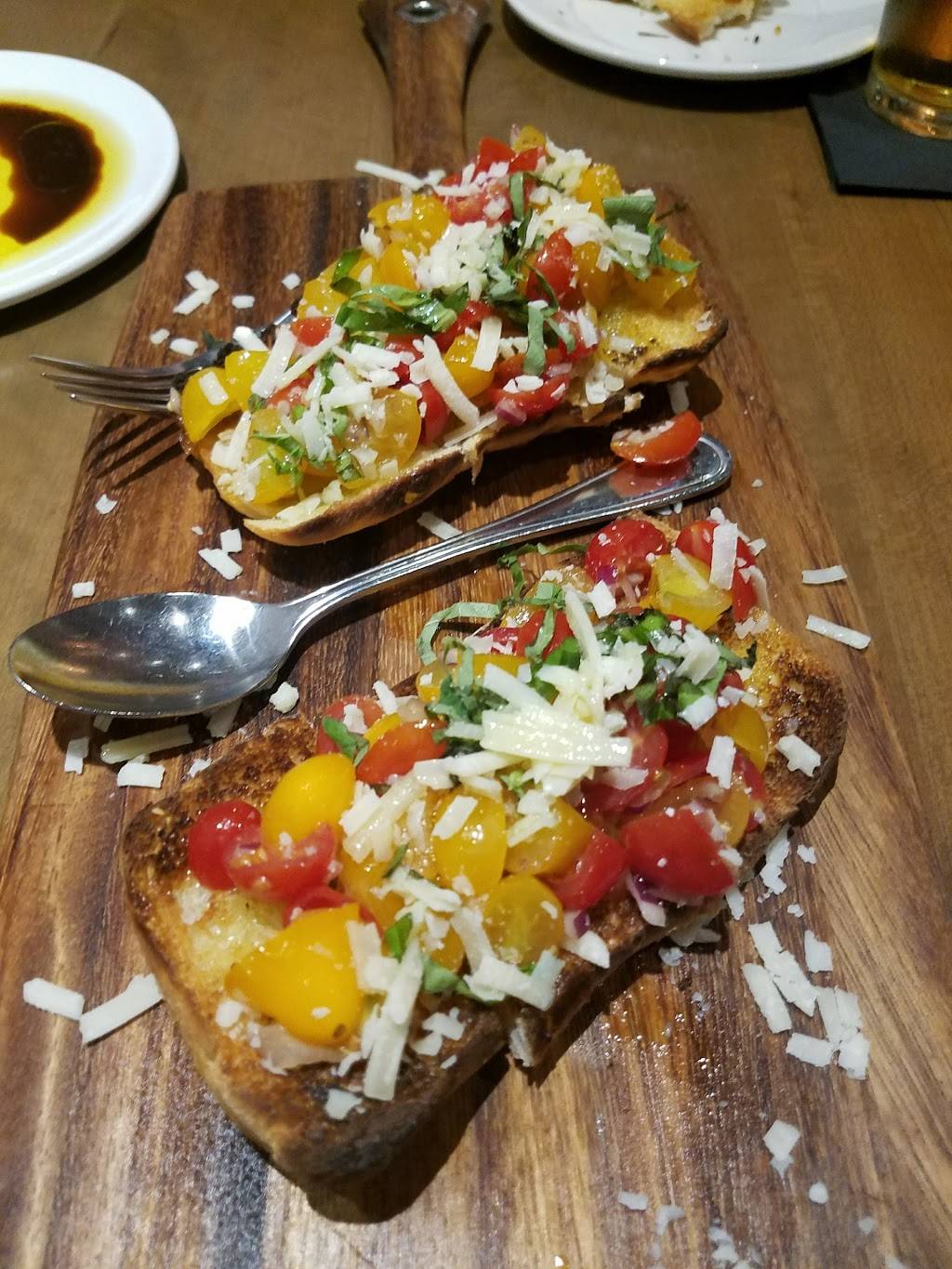 Pietros Trattoria | restaurant | 317 E Kettleman Ln, Lodi, CA 95240, USA | 2093680613 OR +1 209-368-0613