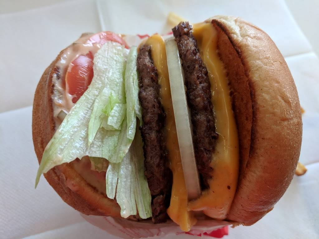 In-N-Out Burger | restaurant | 445 Industrial Rd, San Carlos, CA 94070, USA | 8007861000 OR +1 800-786-1000