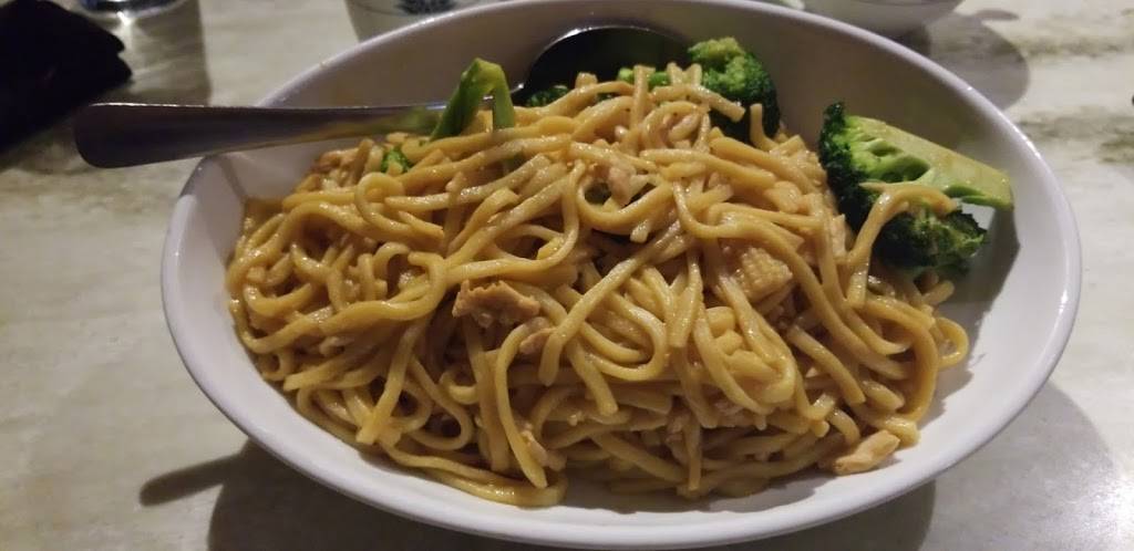 Pearl Asian Kitchen | night club | 20060 Van Aken Blvd, Shaker Heights, OH 44122, USA | 2167518181 OR +1 216-751-8181