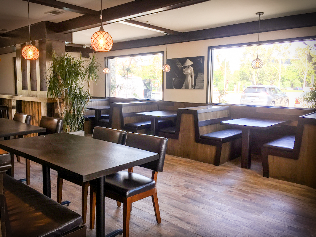 Ha Long Bay Pho & Grill | restaurant | 13152 Newport Ave Ste A, Tustin, CA 92780, USA | 7148523897 OR +1 714-852-3897