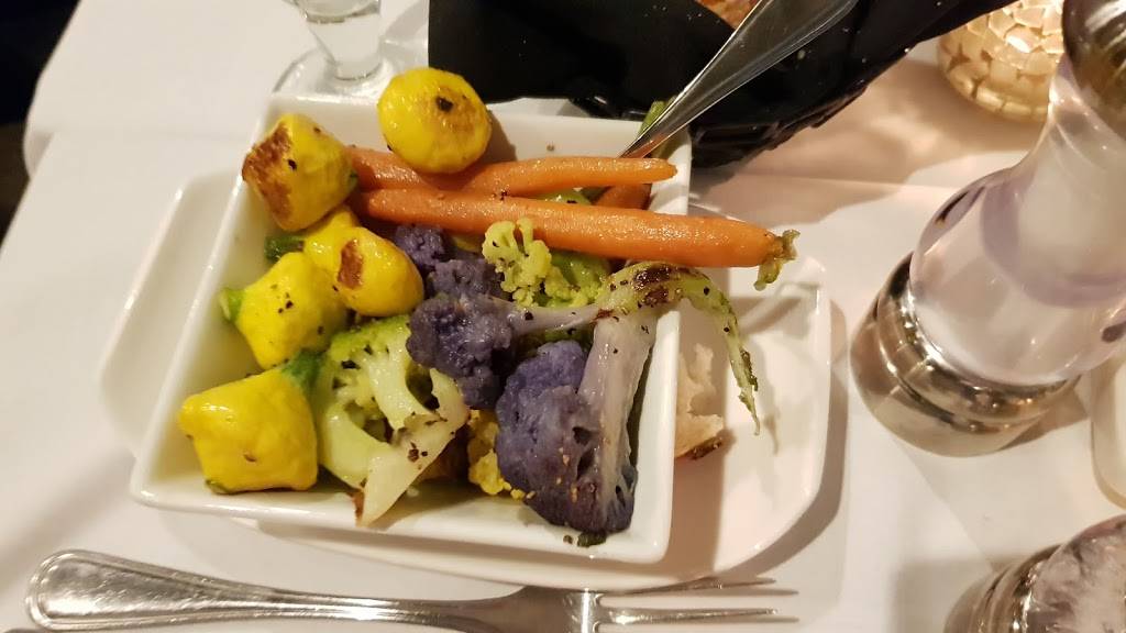 JWs Steakhouse | restaurant | 5855 W Century Blvd, Los Angeles, CA 90045, USA | 3106415700 OR +1 310-641-5700