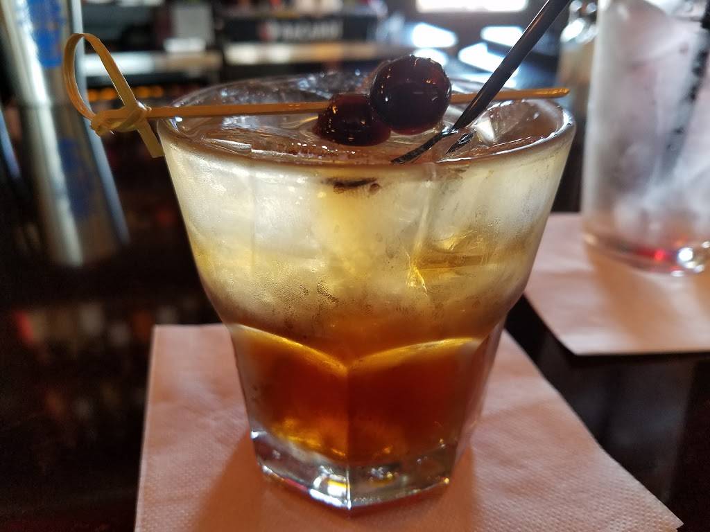 Santinos Little Italy | restaurant | 352 E Stewart St, Milwaukee, WI 53207, USA | 4148977367 OR +1 414-897-7367