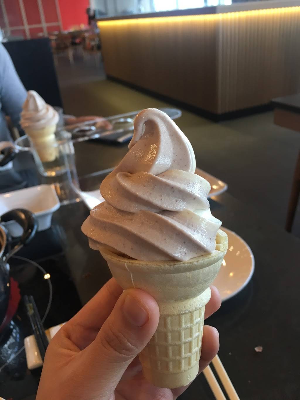 Morals Village Hot Pot | restaurant | Ottawa Airport, 3987 Riverside Dr Unit 1, Ottawa, ON K1V 1H7, Canada | 6137366503 OR +1 613-736-6503