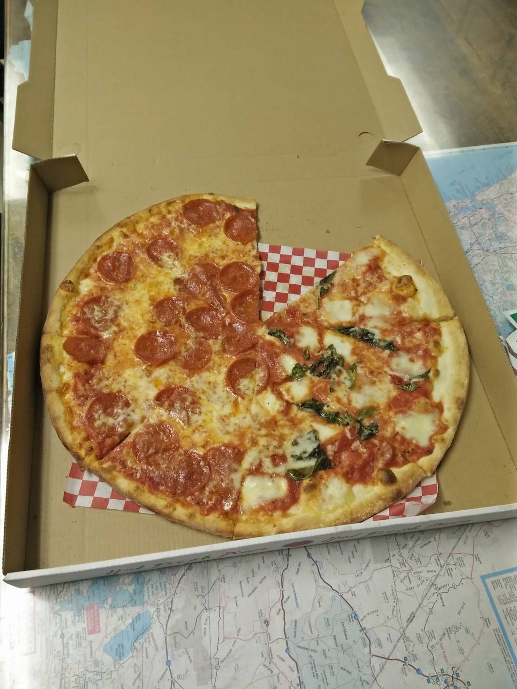 Vinnies Pizzeria | restaurant | 6100, 6635 Alhambra Ave # 212, Martinez, CA 94553, USA | 9259435771 OR +1 925-943-5771