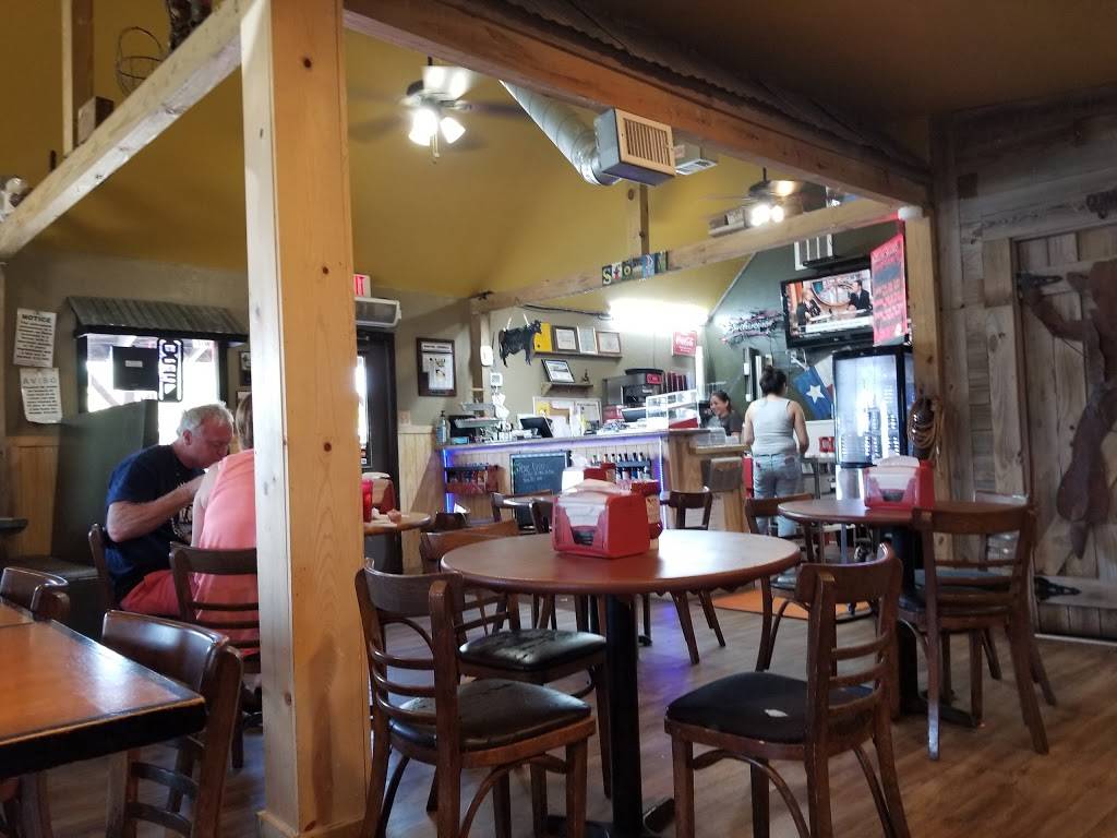 Stomps Burger Joint | restaurant | 3107 TX-146, Bacliff, TX 77518, USA | 2813390785 OR +1 281-339-0785