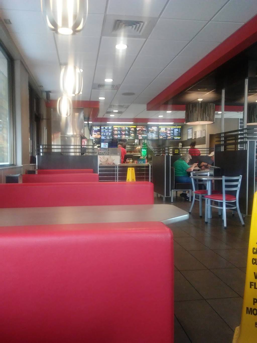 Hardees | restaurant | 1120 E Nine Mile Rd, Highland Springs, VA 23075, USA | 8047371064 OR +1 804-737-1064