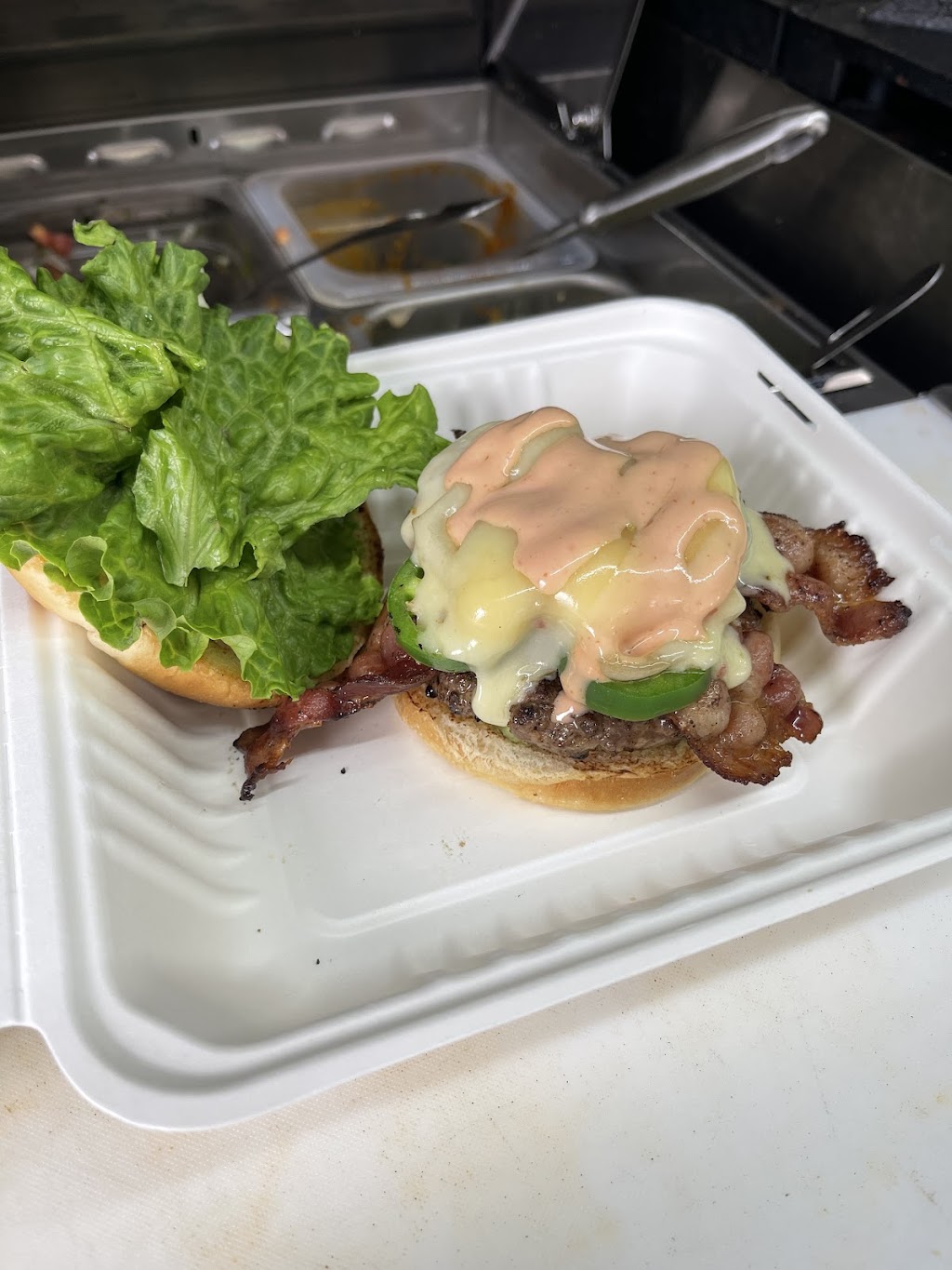 Guatekings tacos burgers and more | restaurant | 250 2nd Ave, Gold Hill, OR 97525, USA | 5418798452 OR +1 541-879-8452