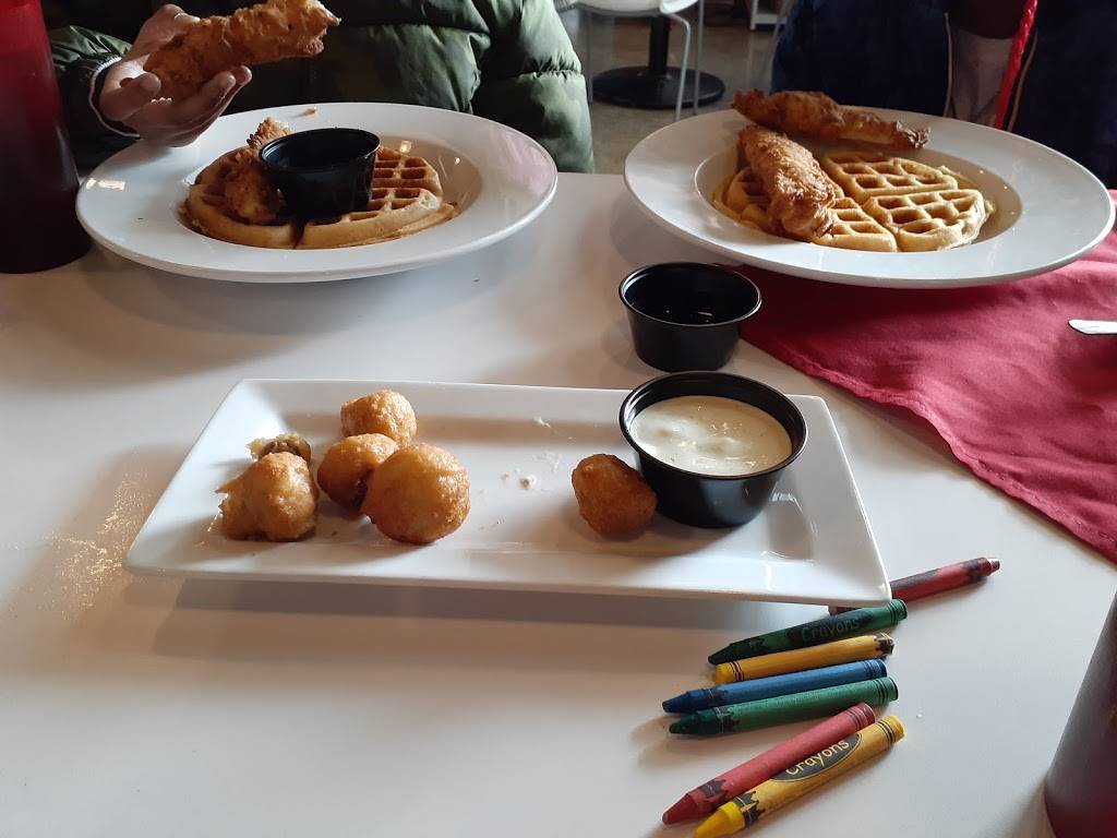 Elevate Bar and Grill | night club | 7543 State Ave, Kansas City, KS 66112, USA | 9137666610 OR +1 913-766-6610