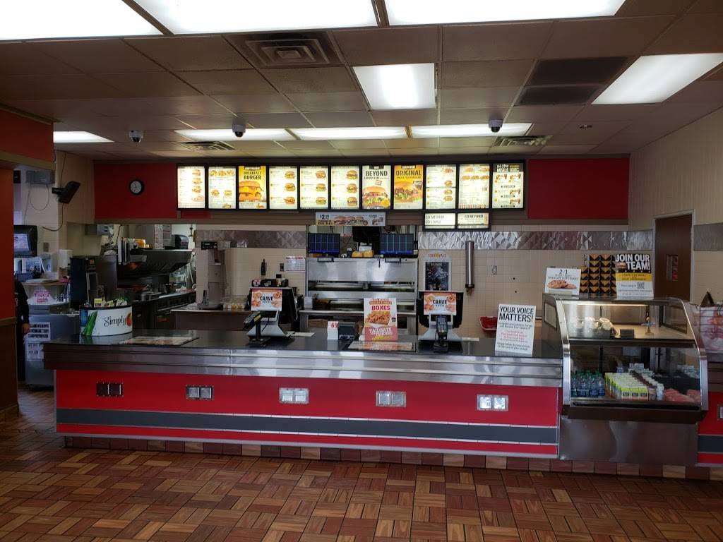 Carls Jr. | restaurant | 2555 11th Ave, Greeley, CO 80631, USA | 9703569611 OR +1 970-356-9611