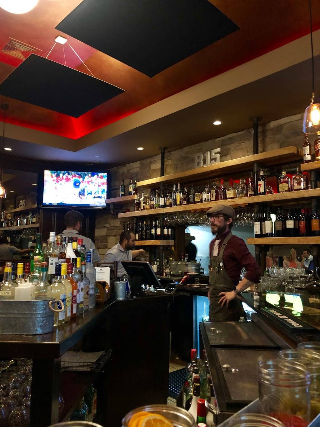 815 Chop House | restaurant | 394 W Virginia St, Crystal Lake, IL 60014, USA | 8155263777 OR +1 815-526-3777