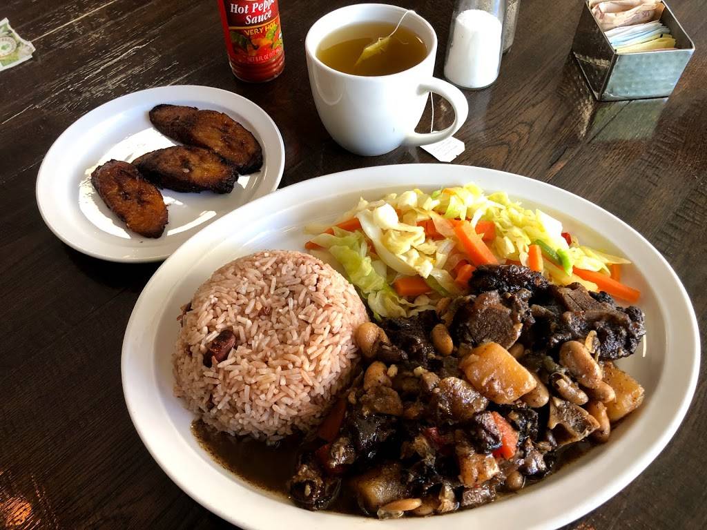 Humming Bird | restaurant | 104 Broadway, Newport, RI 02840, USA | 4016190032 OR +1 401-619-0032