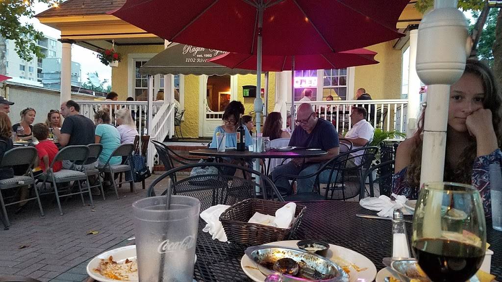 Ragin Cajun | restaurant | 1102 NJ-35, Belmar, NJ 07719, USA | 7322806828 OR +1 732-280-6828