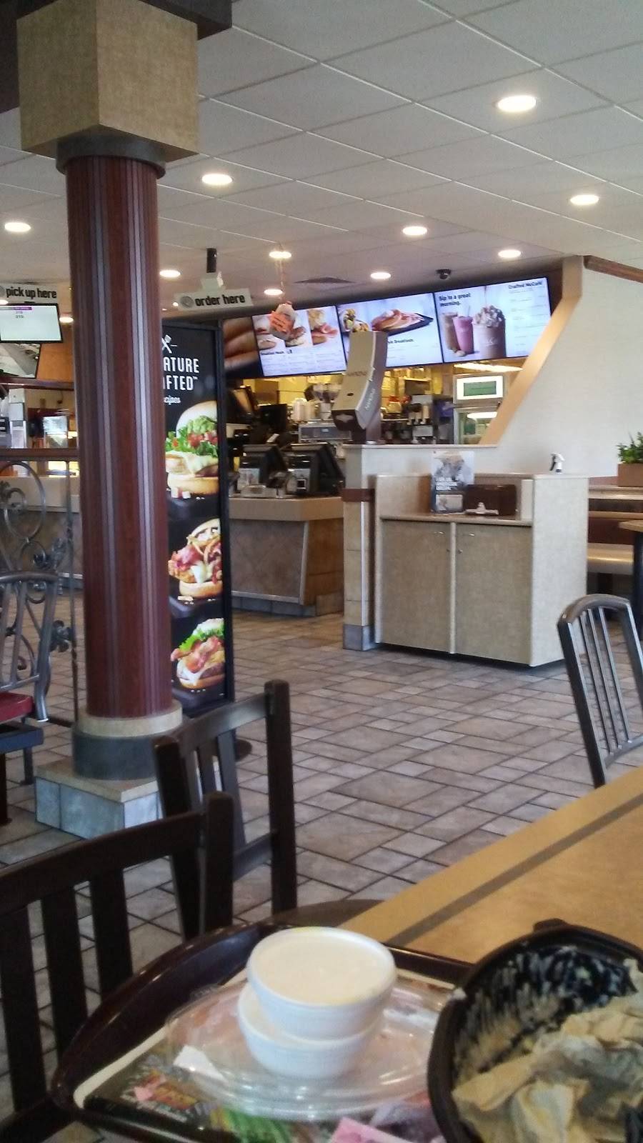 McDonalds | cafe | 495 N 12th St, Middlesboro, KY 40965, USA | 6062480449 OR +1 606-248-0449