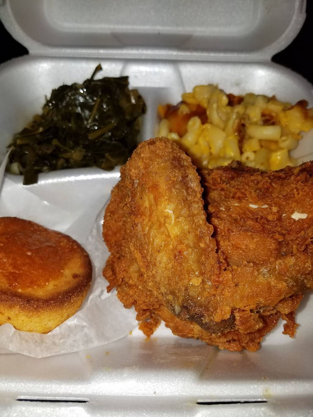 the Chicken Ladys Coop | restaurant | 6597 Whittlesey Blvd, Columbus, GA 31909, USA | 7065075571 OR +1 706-507-5571