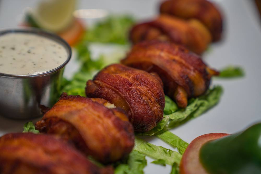 VYBZ Kitchen & Lounge | restaurant | 840 Fifth Ave #100, San Diego, CA 92101, USA | 6192550533 OR +1 619-255-0533