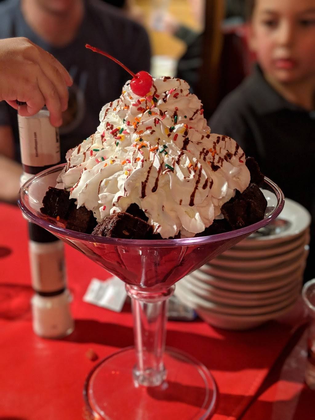 Buca di Beppo Italian Restaurant | restaurant | 1875 S Bascom Ave, Campbell, CA 95008, USA | 4083777722 OR +1 408-377-7722