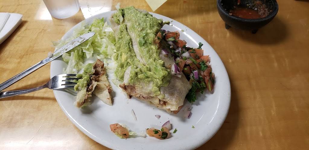 El Tarasco Mexican Food | restaurant | 8620 S Sepulveda Blvd, Los Angeles, CA 90045, USA | 3103380399 OR +1 310-338-0399