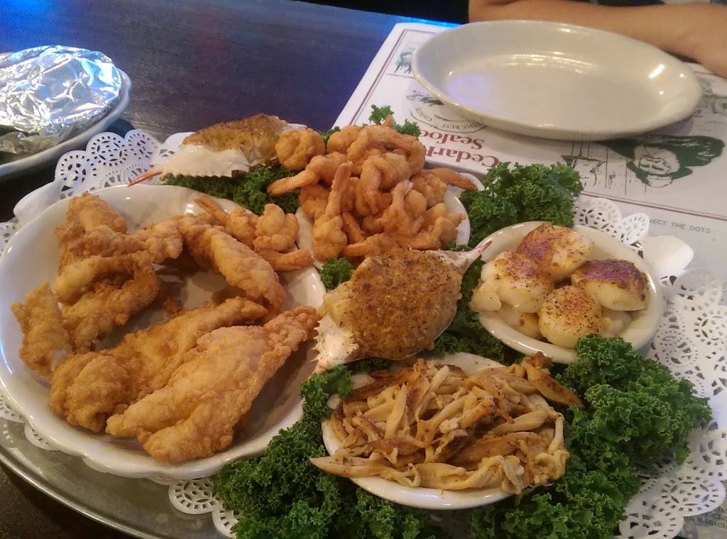 Cedar River Seafood of Gainesville | restaurant | 5141 NW 43rd St Suite 101, Gainesville, FL 32605, USA | 3523714848 OR +1 352-371-4848
