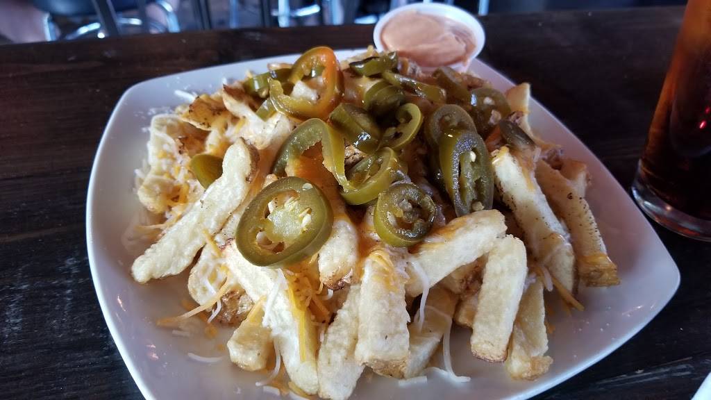 The Rookery Alehouse and Grill | restaurant | 171 W 2nd St, Pomona, CA 91766, USA | 9098654400 OR +1 909-865-4400