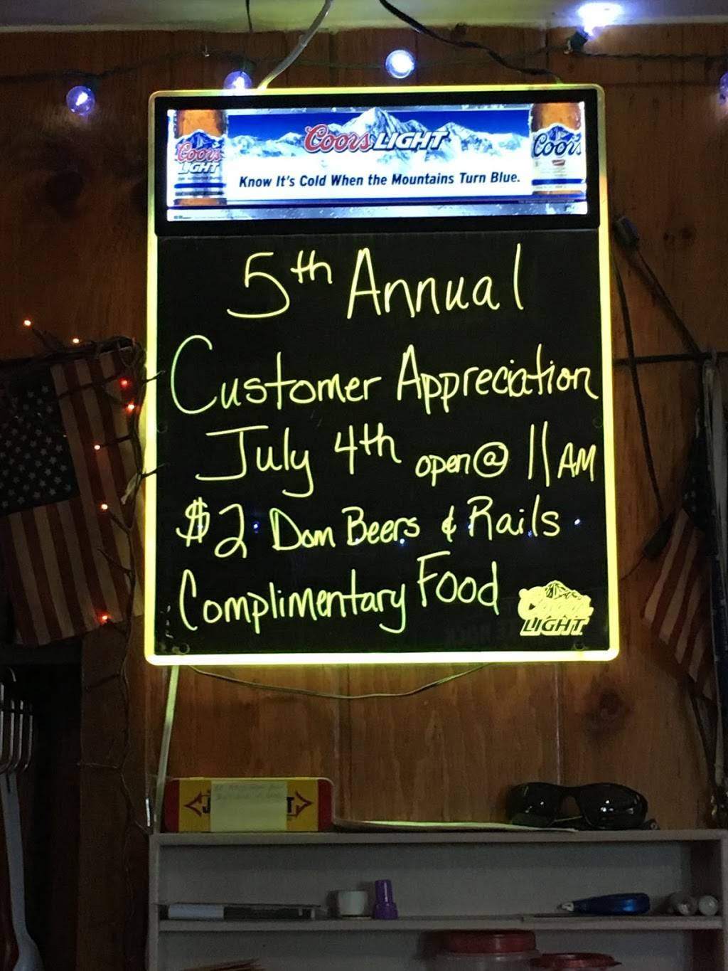 White Rock Bar | restaurant | 596 US-14, Brooklyn, WI 53521, USA | 6084551048 OR +1 608-455-1048