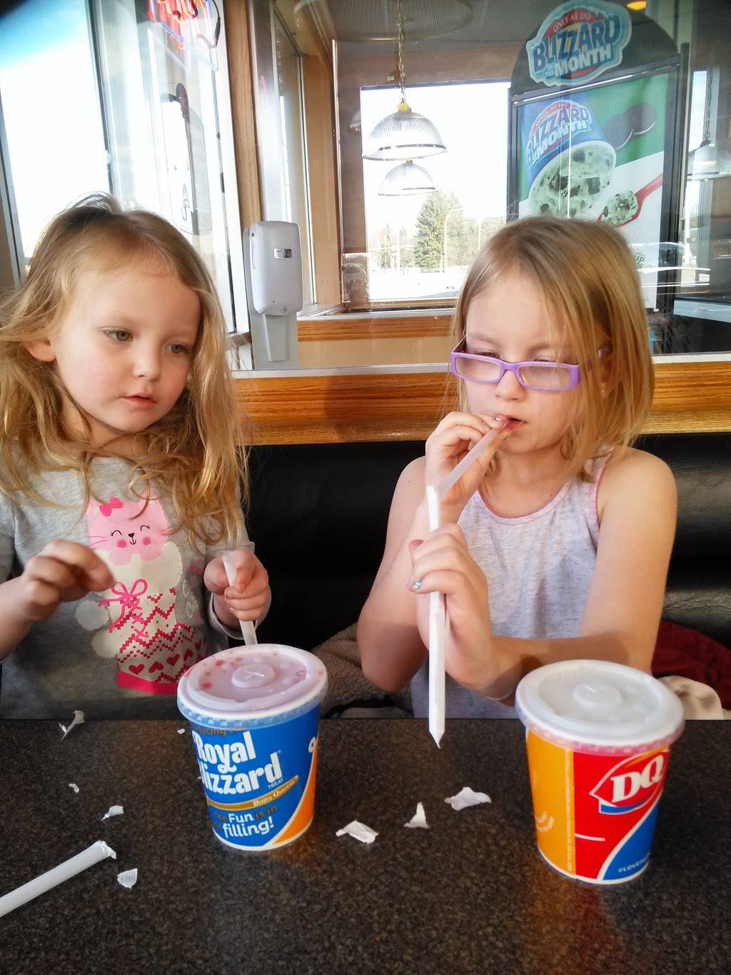 Dairy Queen | restaurant | 4110 Hills and Dales Rd NW, Canton, OH 44708, USA | 3304927747 OR +1 330-492-7747