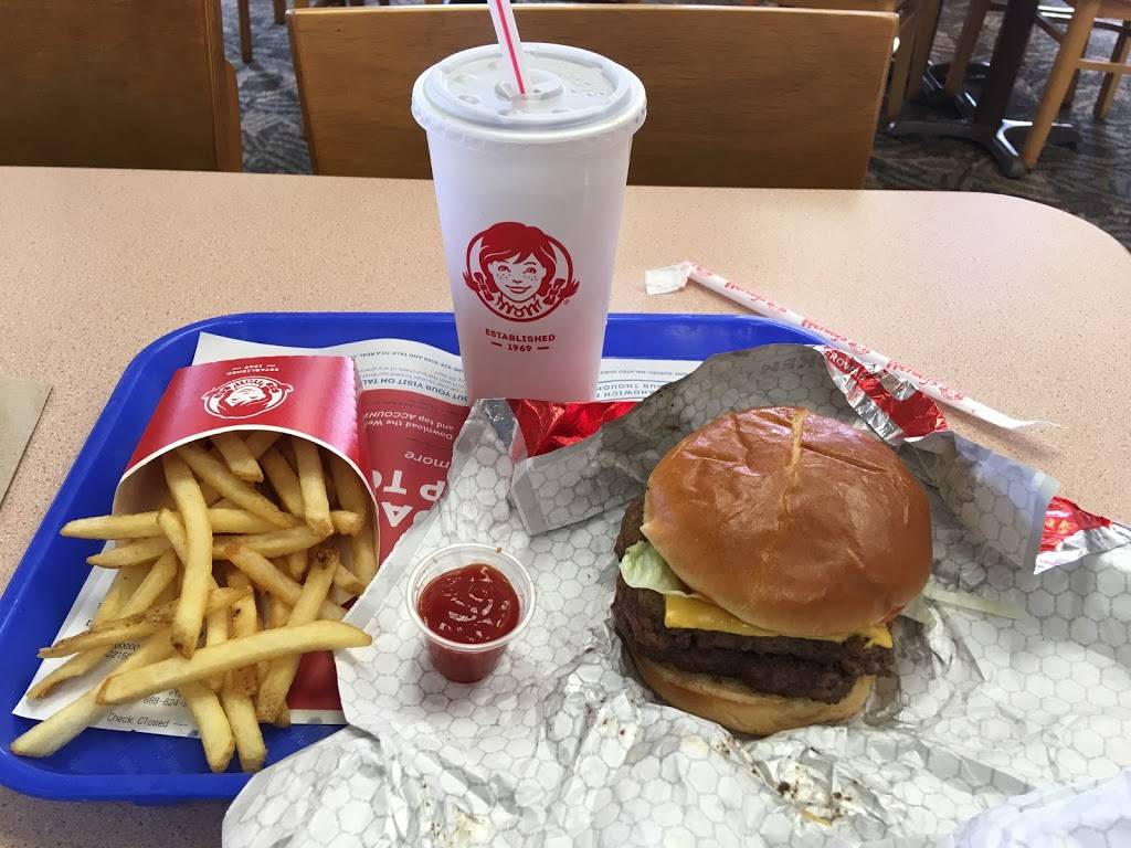 Wendys | restaurant | 2655 Midway Rd, Carrollton, TX 75006, USA | 9727334218 OR +1 972-733-4218