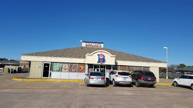 Braums Ice Cream & Burger Restaurant | restaurant | 805 East W Main St, Allen, TX 75002, USA | 9727271739 OR +1 972-727-1739