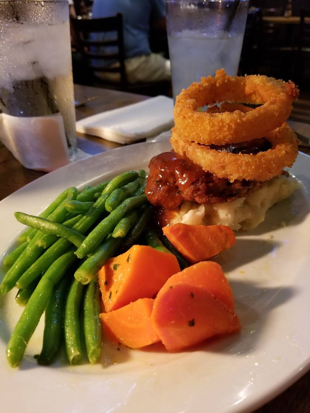 Rusty Bucket Restaurant and Tavern | restaurant | 257 N Cattlemen Rd #81, Sarasota, FL 34243, USA | 9413556666 OR +1 941-355-6666