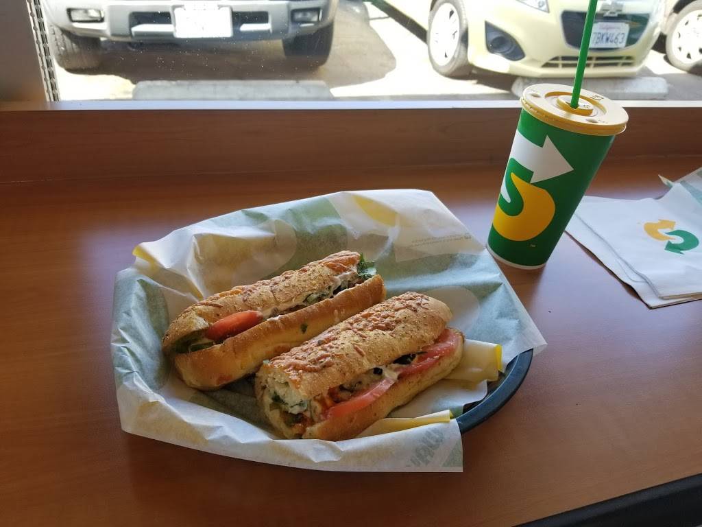 Subway Restaurants | restaurant | 6238 W Manchester Ave, Los Angeles, CA 90045, USA | 3106701270 OR +1 310-670-1270