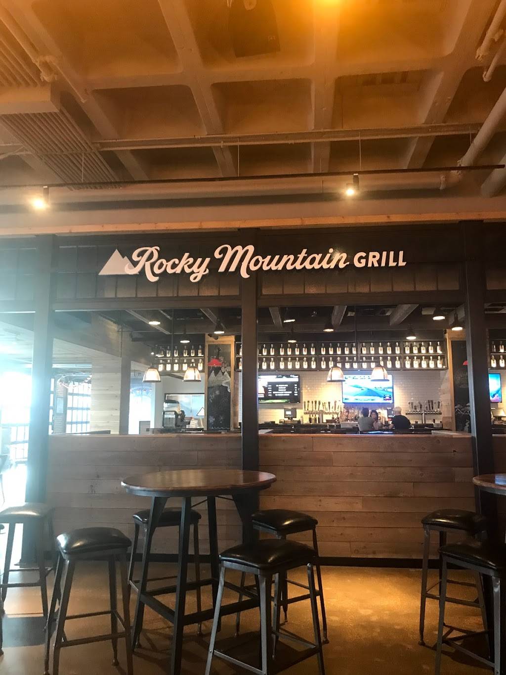 Rocky Mountain Grill | restaurant | 333 Waterside Dr, Norfolk, VA 23510, USA