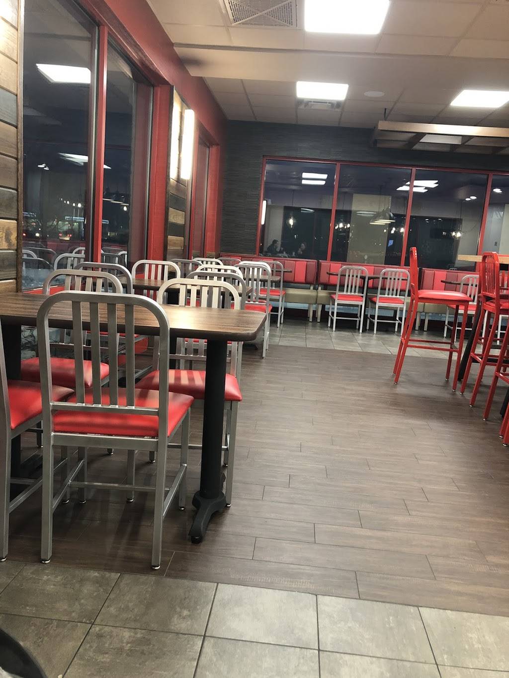 Arbys | restaurant | 2214 Jolly Rd, Okemos, MI 48864, USA | 5173479699 OR +1 517-347-9699