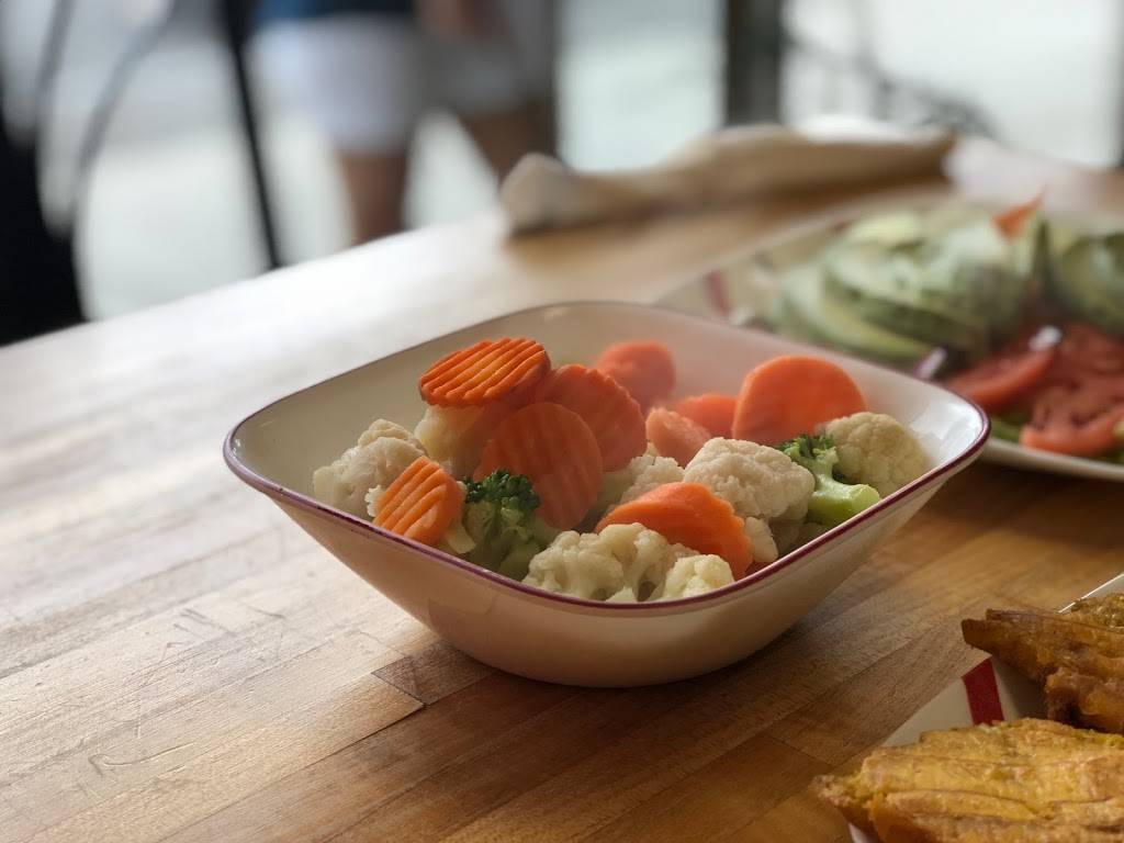 Mr Pio Pio | restaurant | 160 Quail St, Albany, NY 12203, USA | 5184632800 OR +1 518-463-2800