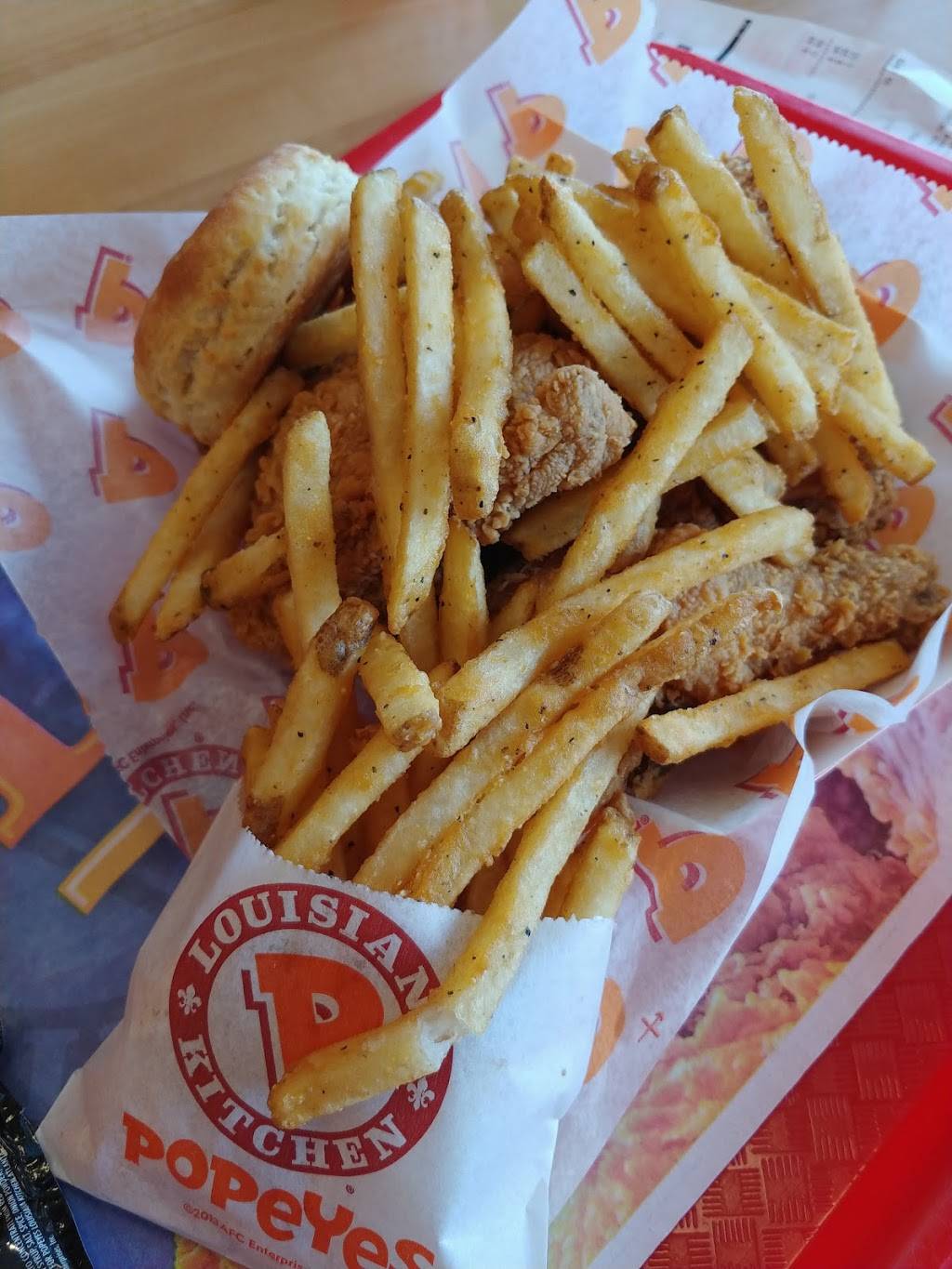 Popeyes Louisiana Kitchen | restaurant | 1445 John F. Kennedy Blvd, North Bergen, NJ 07047, USA | 2013488768 OR +1 201-348-8768