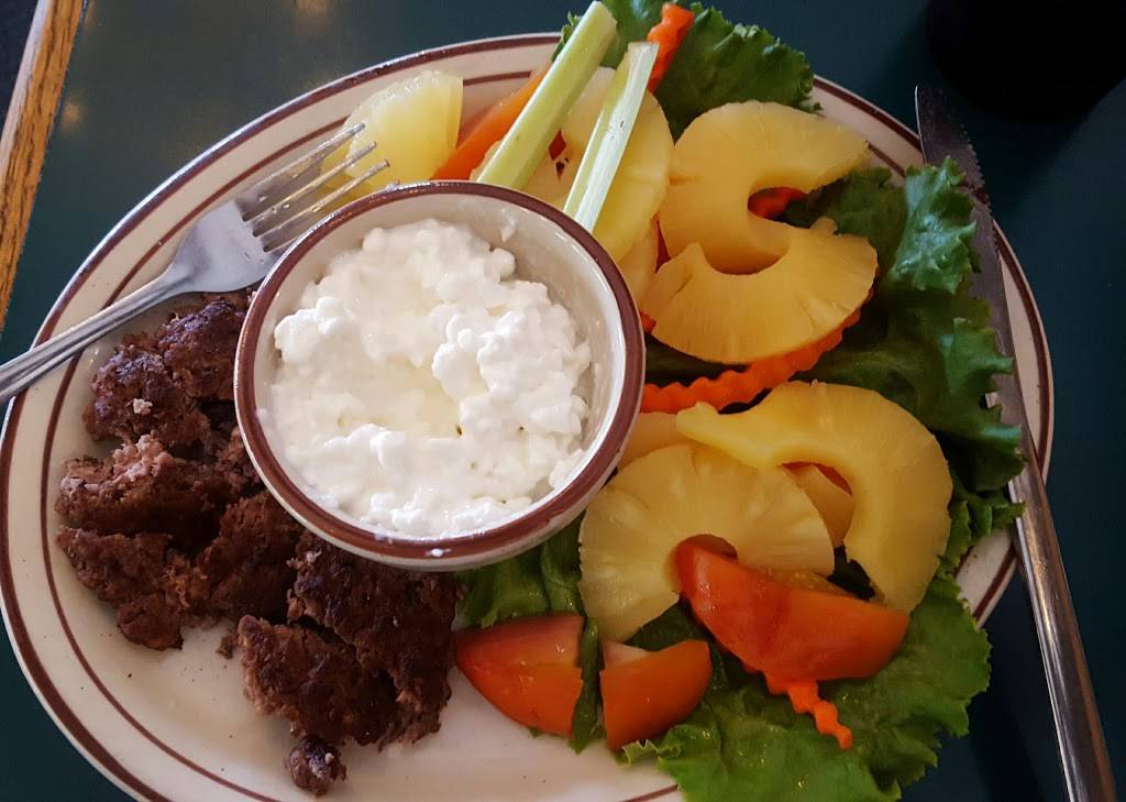 Tonka Hills Restaurant | restaurant | 2598 US-54, Linn Creek, MO 65052, USA | 5733465759 OR +1 573-346-5759